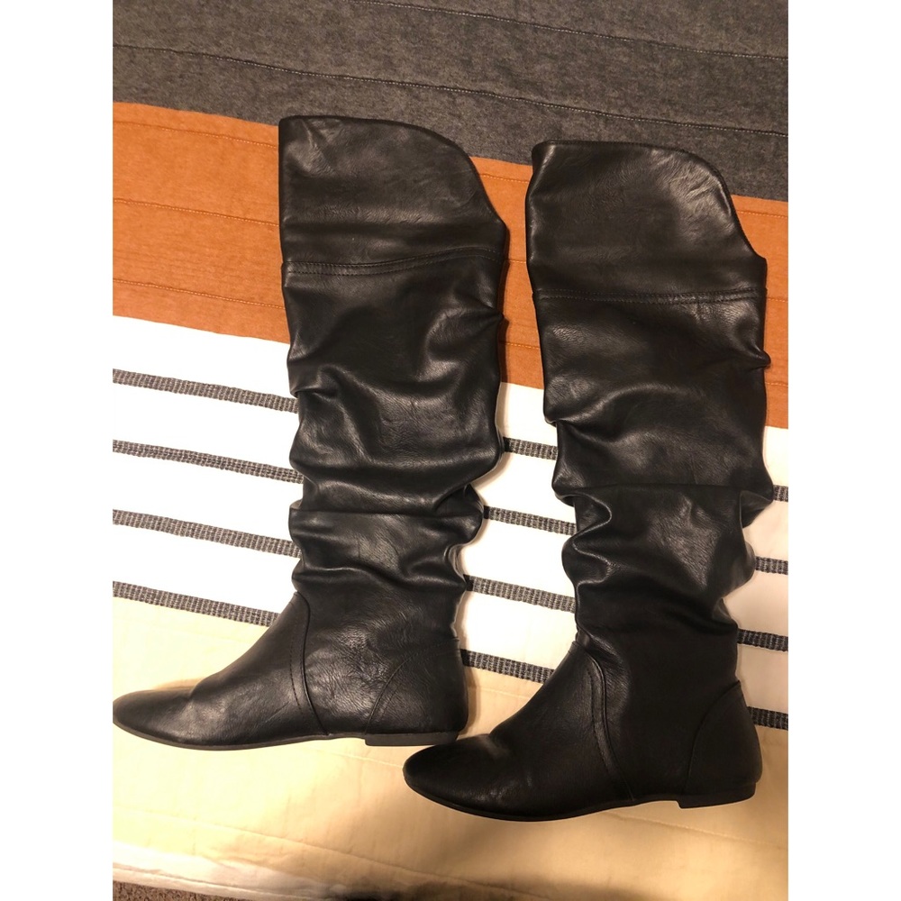 Women’s over the knee boots
